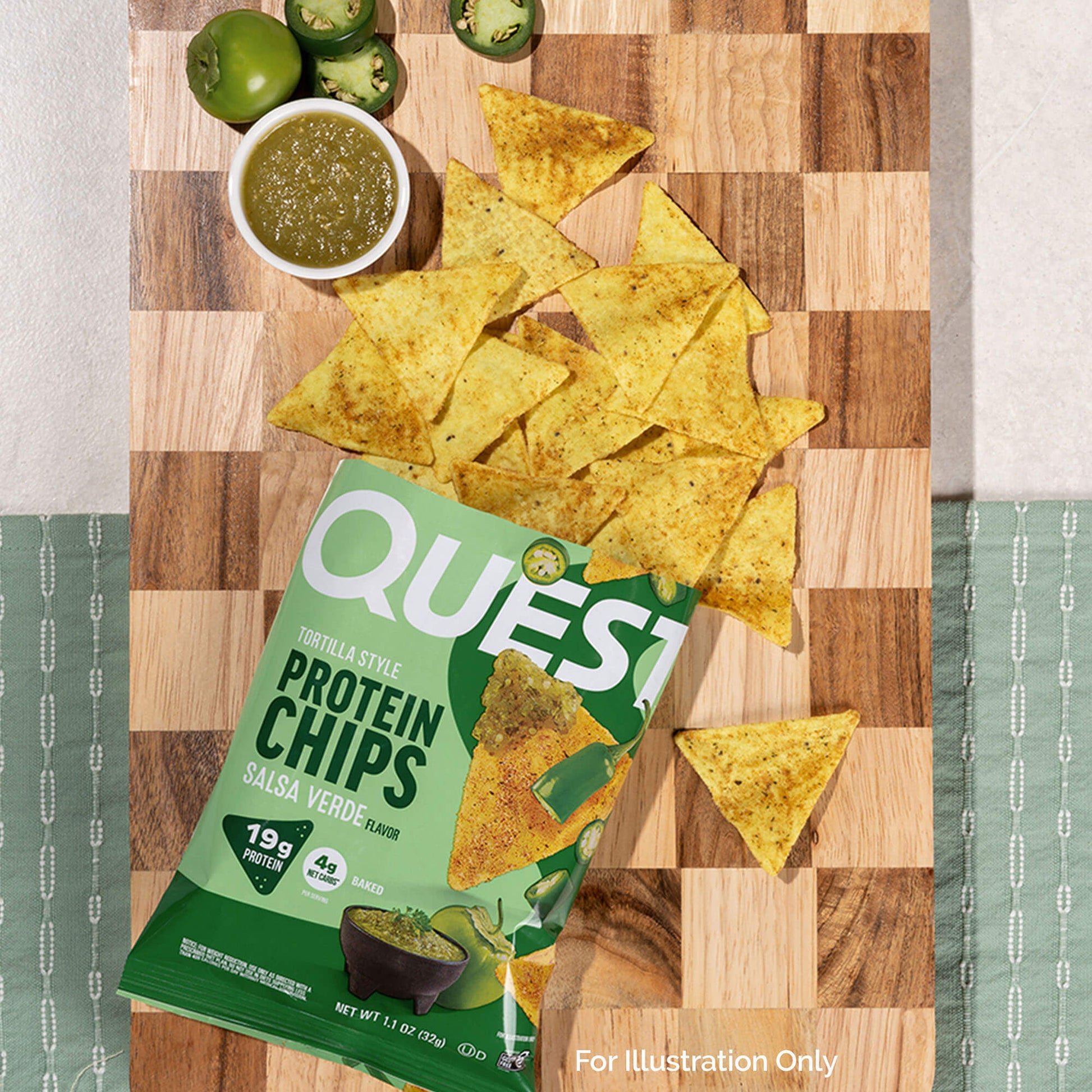 salsa-verde-tortilla-style-protein-chips-g0 qst-016419-salsa-verde-tortilla-style-protein-chips_6.jpg